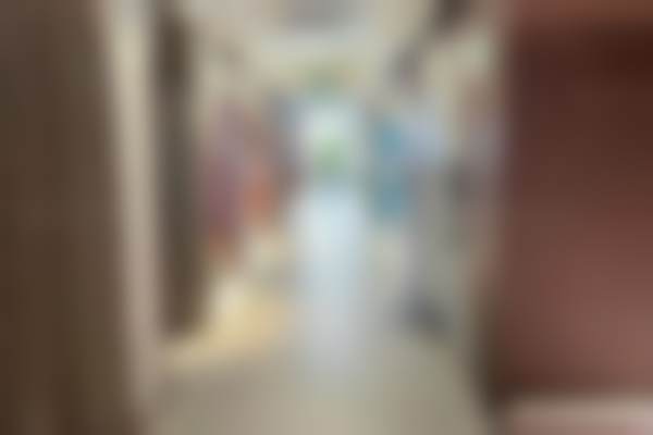 姚强医生的眼部与胸部整形成就