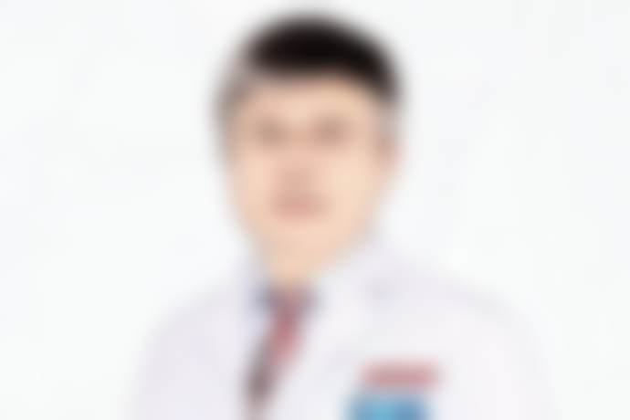 梁伟中医生所在医院的透明化收费体系