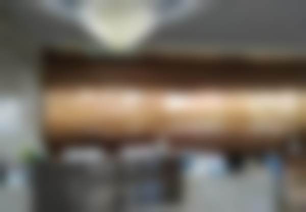 詹艳伟医生：依托正规医美平台的专精保护